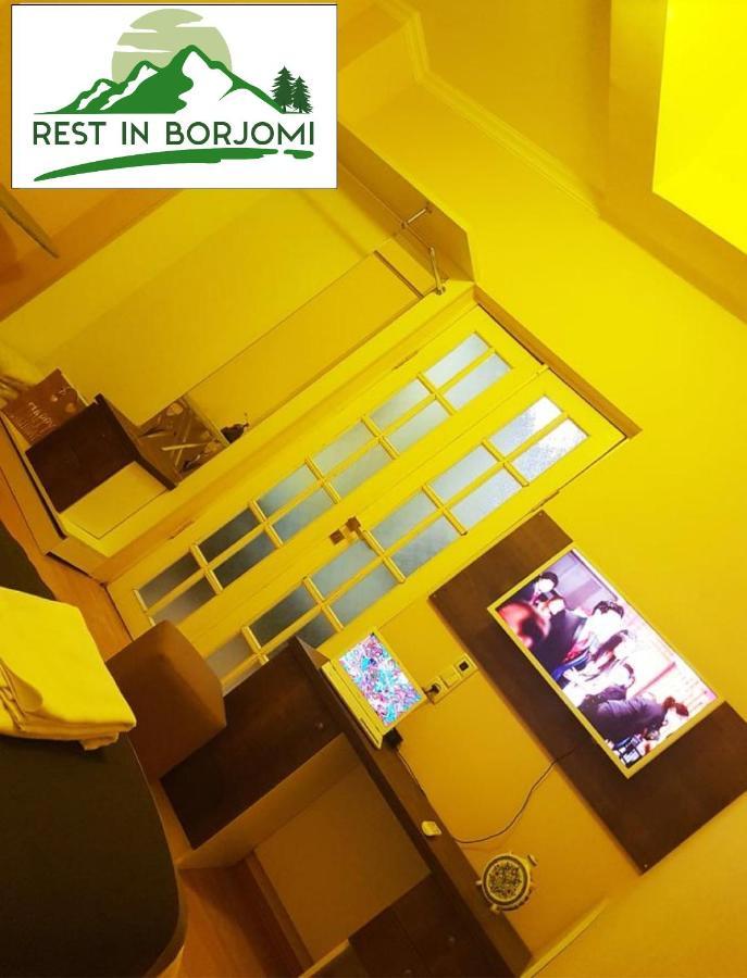 Day In Borjomi Apartment ภายนอก รูปภาพ