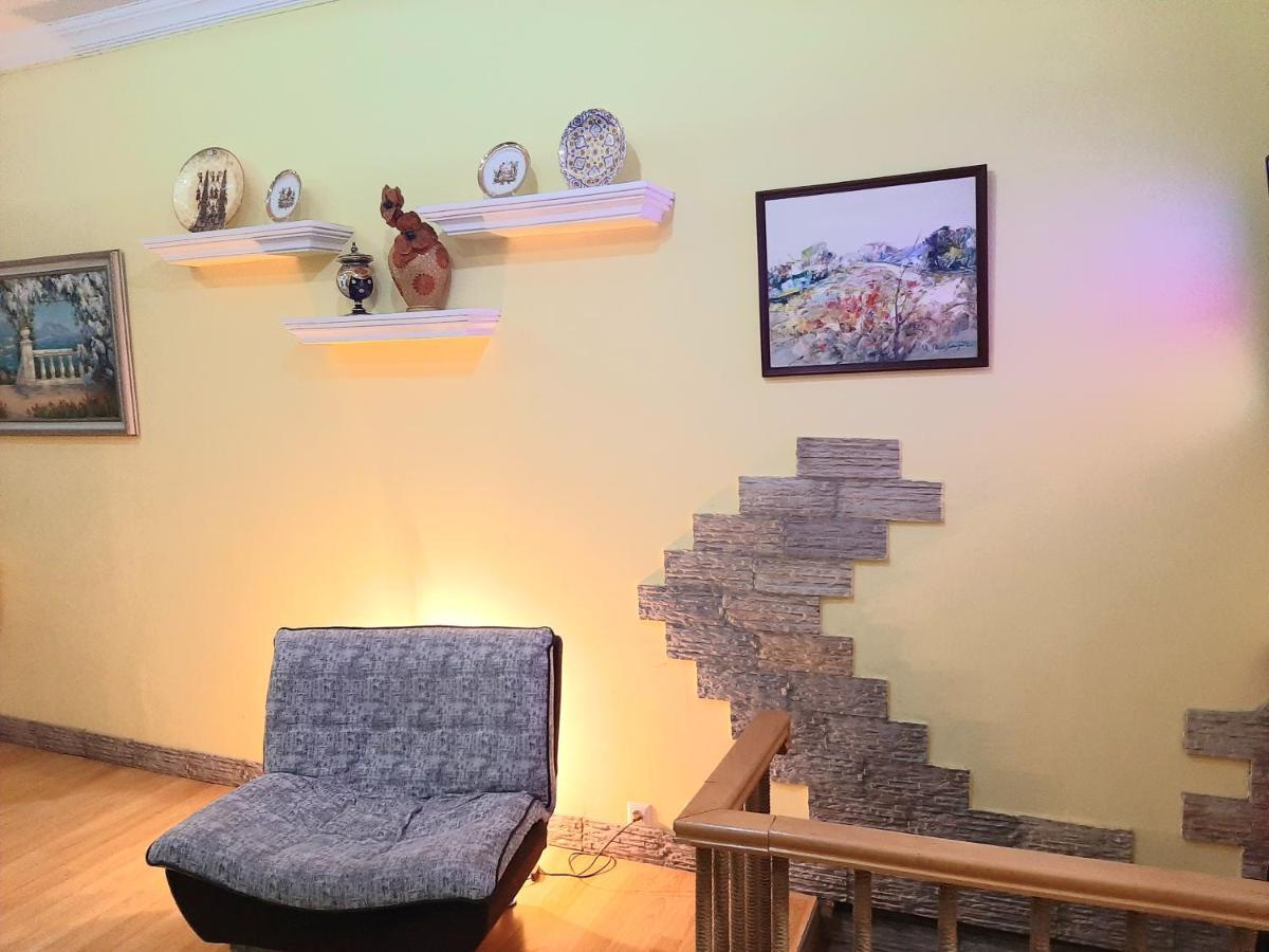 Day In Borjomi Apartment ภายนอก รูปภาพ